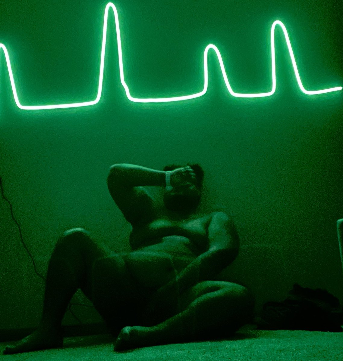 phatdickpapi's tweet photo. FAT BOY FRIDAY ! https://t.co/BTdm3tF0xU