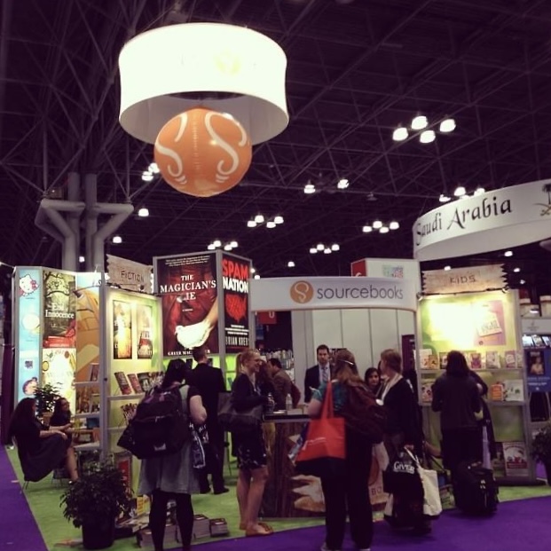 JustinGPub's tweet image. Flashback Friday to cell phone pics of #BookExpoAmerica.