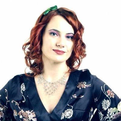 FLOOD

ORGANİZE KÖTÜLÜĞÜN MAĞDURLARI SERİSİ 1

Prof. Dr. #ÖzlemKumrular 

1-Lisans ve Yüksek Lisans: Boğaziçi Üniversitesi Batı Dilleri ve Edebiyatı
PhD: Salamanca Universitesi (İspanya)
7 dil biliyor (Türkçe, Japonca, Portekizce, İngilizce, İspanyolca, Yunanca, Arapça,