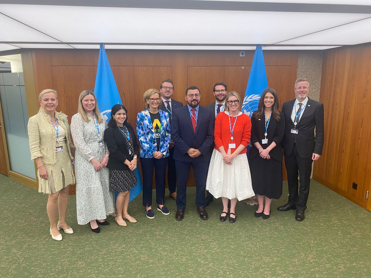 Great to close the 2024 Swiss Study Tour of U.S. #Congress staffers at the #AI4Good Summit. From humanity to innovation: highlighting #Geneva’s contribution for concrete solutions to our common challenges. @Presence_Suisse @SwissEmbassyUSA