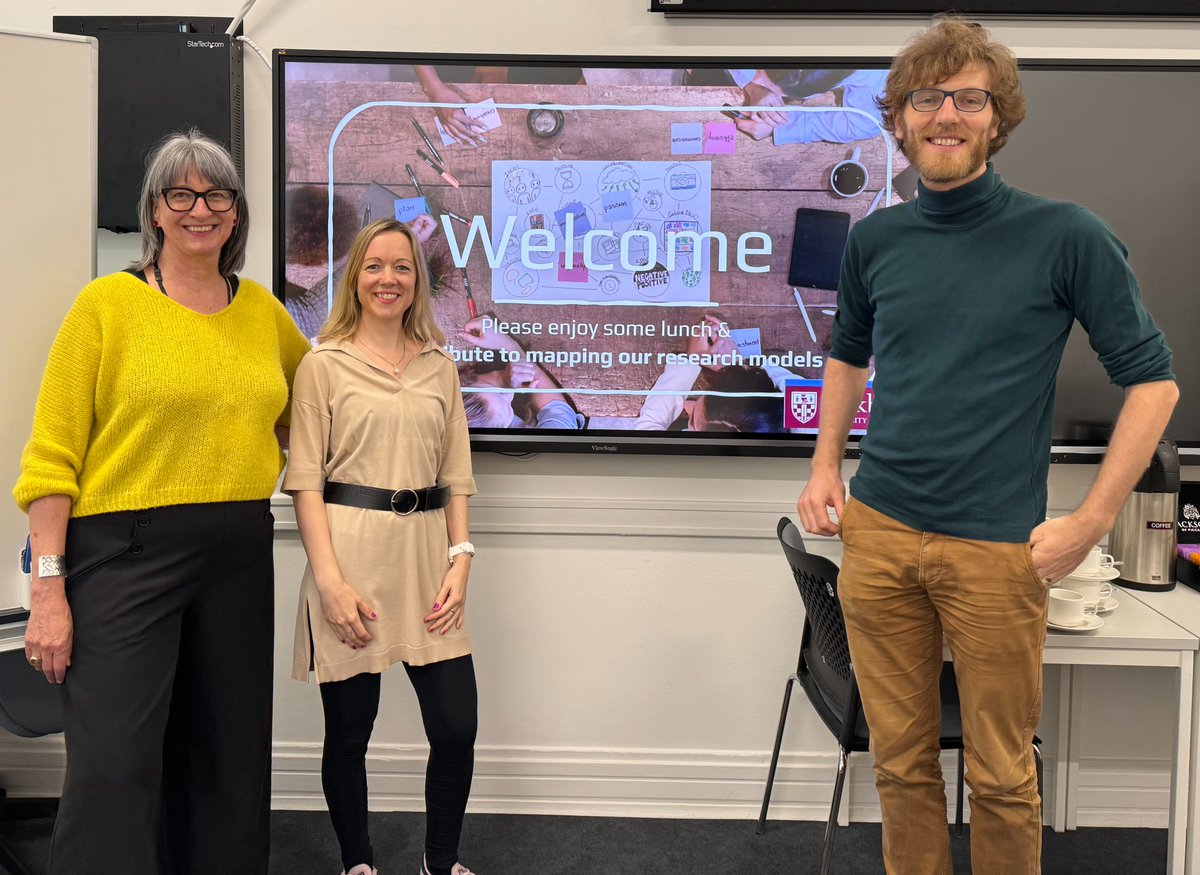 lukaswallrich's tweet image. 🌟We just completed the inaugural summit of the new international Contact Research Network - thanks to the amazing colleagues who spent the last 2 days with us in London!🌟 Thanks to @BBK_Business and @BirkbeckUoL for sponsoring the event! Find out more:  contact-research-network.github.io