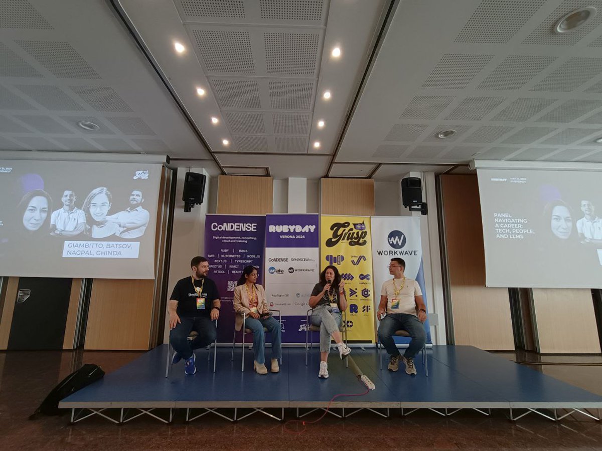 'Navigating a career: tech, people, and LLMs'.
A panel with Monica Giambitto, Bozhidar Batsov, Rashmi Nagpal and @lucianghinda.

#rubyday #rubyday24 #conference