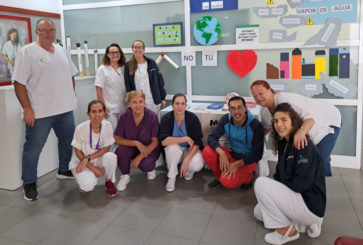 BpsoGAPGC's tweet photo. Por el día mundial sin tabaco, en el CS Cueva Torres, centro que implanta la Guía #BpsoTabaco. Mesa informativa: cómo dejar de fumar e información variada sobre este hábito perjudicial. @BpsoGAPGC @BpsoCanarias #BpsoGAPGC #BpsoTabaco #STOPTabaco https://t.co/NYX6vLHfO2