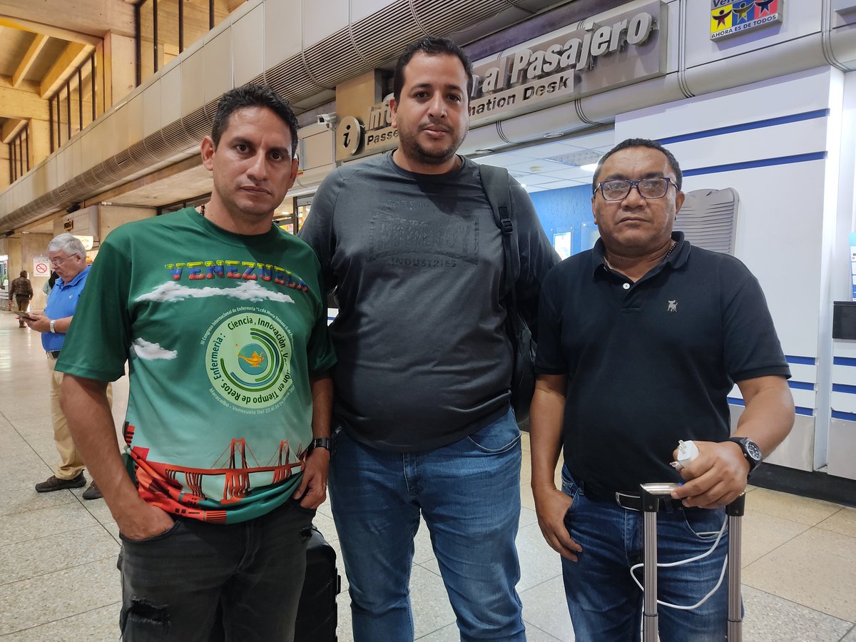 #AlertaSNTP | Mauro Zambrano, Julio García y Nelson López, dirigentes sindicales del sector salud, fueron liberados después de 24 horas de detención. Están bien y de vuelta en sus casas #31May