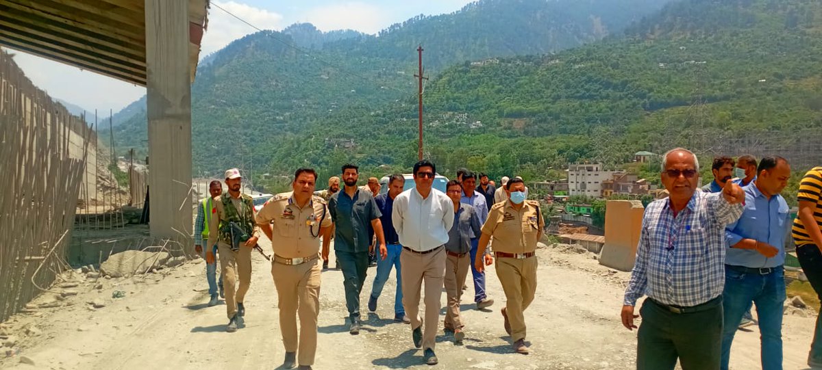 Deputy Commissioner Ramban, Baseer-Ul-Haq Chaudhary, along with SSP Traffic NHW Rohit Basotra and ADC Varunjeet Singh Charak, inspected NH-44 from Nashri to Banihal to ensure smooth traffic flow for Shri Amarnath Ji Yatra 2024. Directives have been issued for road surface