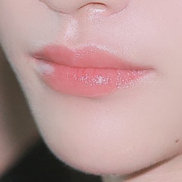 bbinalips tweet picture
