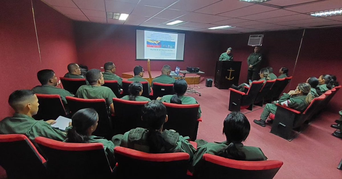 #31MAY 📆 #Importante ‼️ Desde la Sala de Conferencias Comandante Supremo Hugo Rafael Chávez Frías del <a href="/hospimiPCabello/">Hospital Naval Dr. Francisco Isnardi</a> se efectúa Conversatorio sobre la Naturaleza de Delitos Militares.

Facilitar: MAY. Ángel Ferrer Alfonzo (Defensor Publicó Militar).