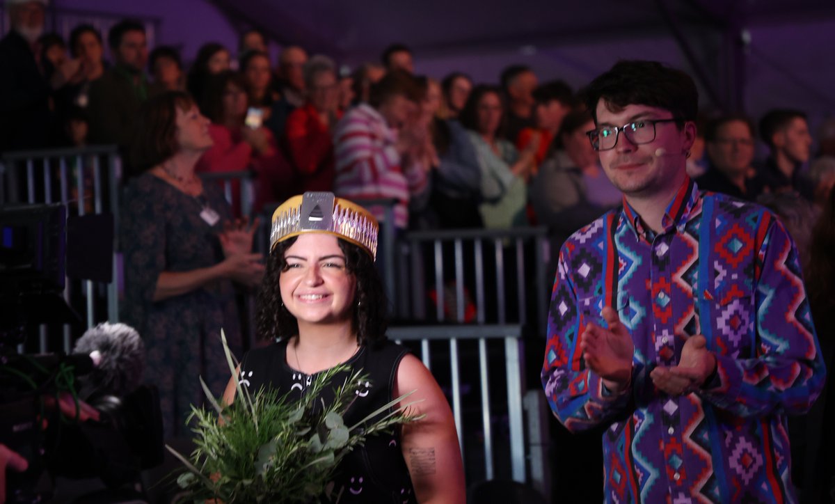 Llongyfarchiadau Tegwen. Gwych iawn!