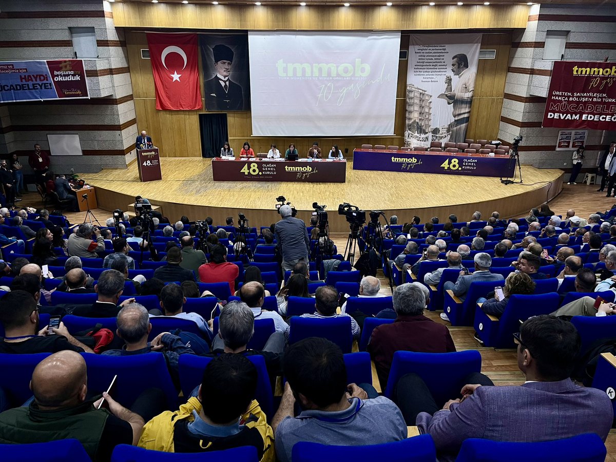 Eş Genel Başkanımız Ahmet Karagöz emek ve demokrasi mücadelesinde birlikte yol yürüdüğümüz TMMOB'un 48.Olağan Genel Kurulu'na katıldı. @TMMOB1954