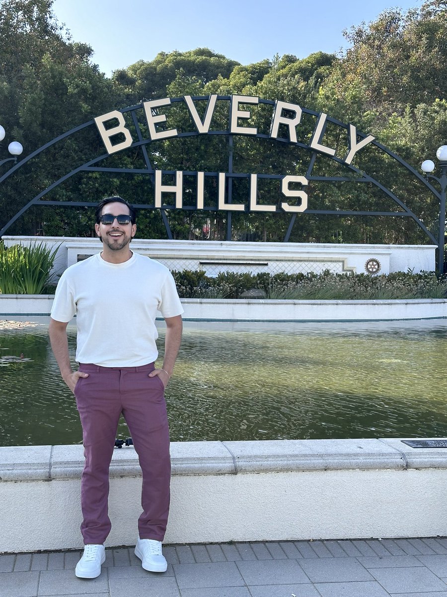 fher_villarreal's tweet photo. Beverly Hills 90210 ποΈ
#Beverlyhills #losangeles #LA #California #tvhost #tvmodel #trip https://t.co/rUYD1nldXP
