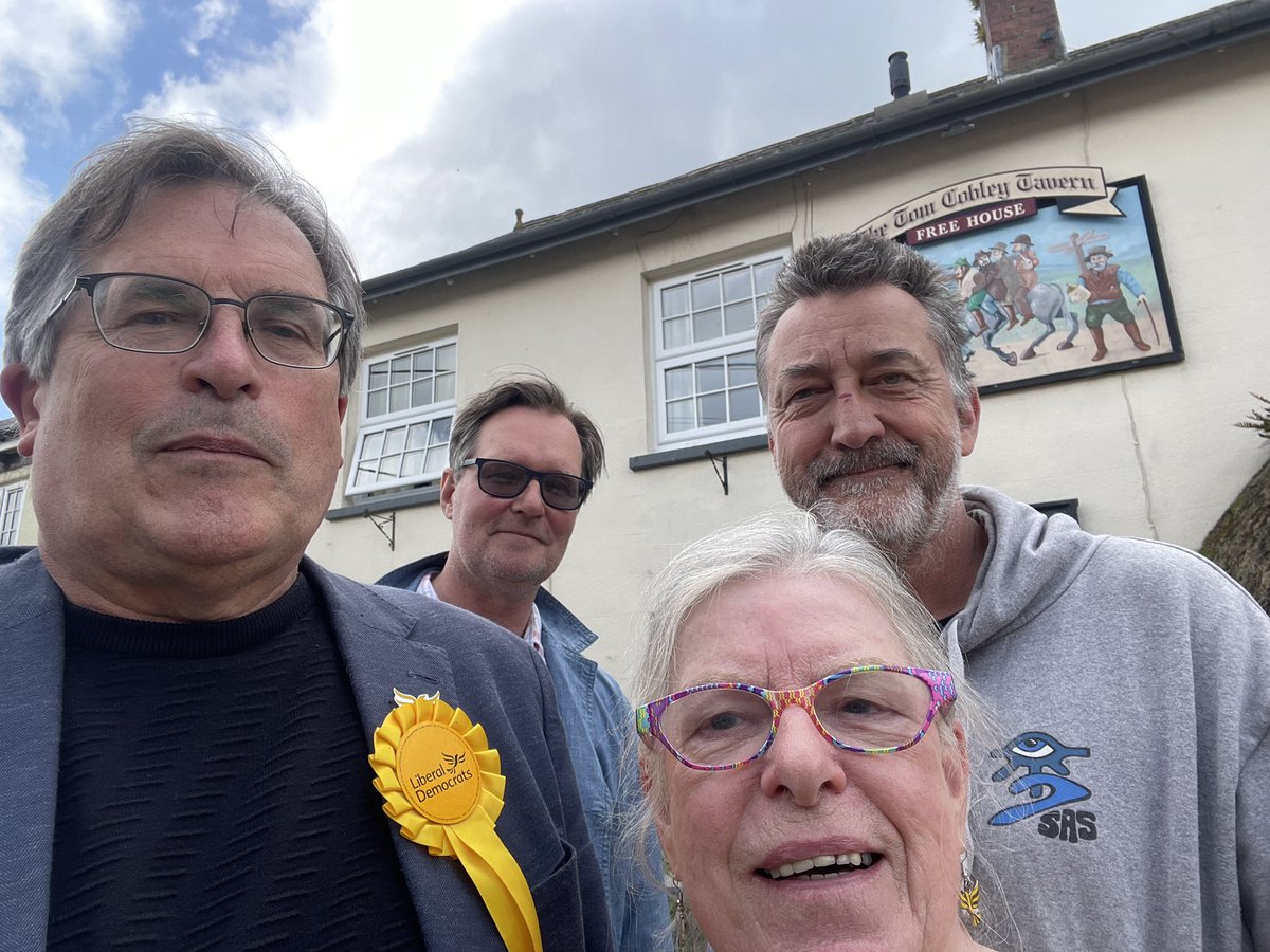 Mark4Devon's tweet photo. In Spreyton at the famous Tom Cobley Tavern with the Liberal Democrat team. Great lunch, great canvassing. Central Devon has some great pubs. https://t.co/mEvw1949hf