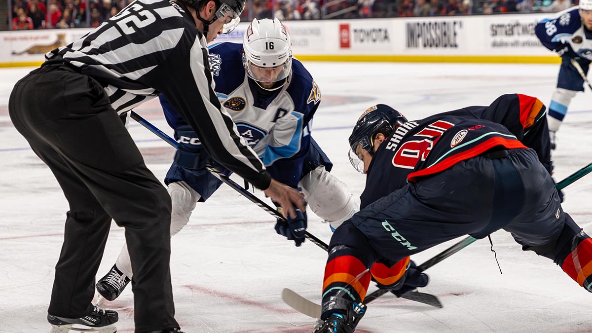 Take a spin around the 2024 #CalderCup Playoffs with today’s #AHLMorningSkate⛸️ 

📝: theahl.com/ahl-morning-sk…