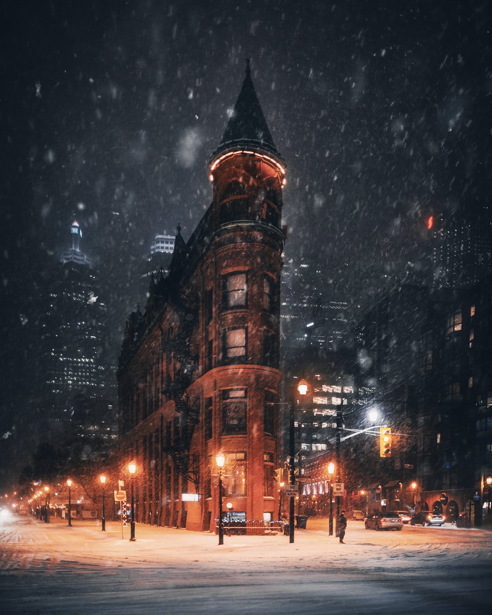 boravsbora's tweet image. poetic nights in toronto
