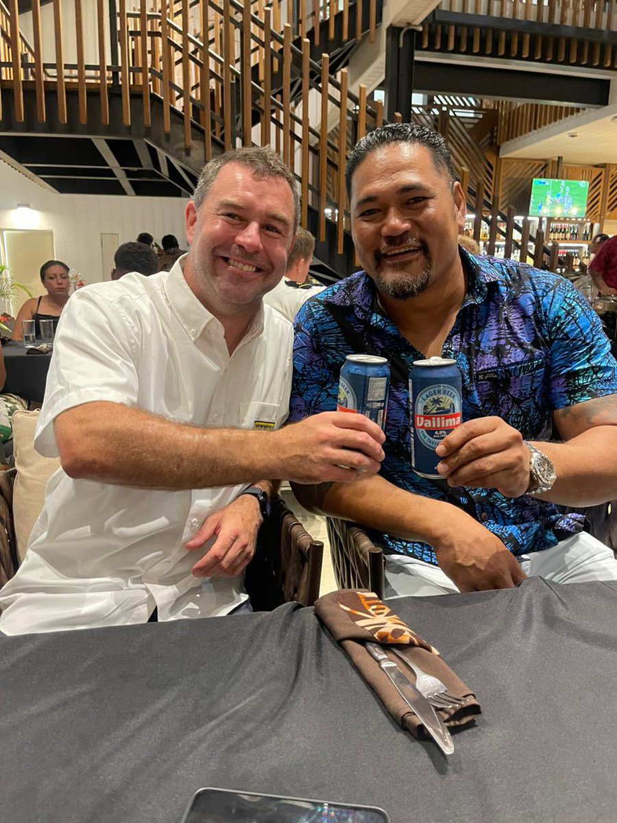 LineoutCoach (@lineoutcoach) on Twitter photo .<a href="/RugbyTigers/">#RugbyTigers</a> very fortunate to bump into my old Tigers teammate Alesena Tuilagi in Samoa .<a href="/RugbyTigers/">#RugbyTigers</a> very fortunate to bump into my old Tigers teammate Alesena Tuilagi in Samoa