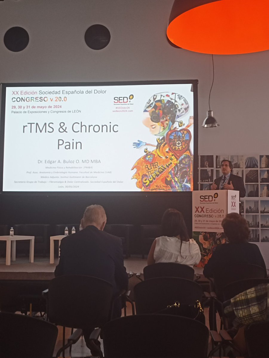 Selma Delgado-Gallén (@selma_delgado_g) on Twitter photo El Dr. Buloz nos explica los efectos de la estimulación magnética transcraneal en el tratamiento del dolor crónico.
<a href="/ebuloz/">Edgar Buloz MD MBA</a> <a href="/IGuttmann/">INSTITUT GUTTMANN</a> <a href="/GuttmannBCN/">GuttmannBCN Salut Cerebral i Neurorehabilitació</a>
#SED2024 #SED2024 El Dr. Buloz nos explica los efectos de la estimulación magnética transcraneal en el tratamiento del dolor crónico.
<a href="/ebuloz/">Edgar Buloz MD MBA</a> <a href="/IGuttmann/">INSTITUT GUTTMANN</a> <a href="/GuttmannBCN/">GuttmannBCN Salut Cerebral i Neurorehabilitació</a>
#SED2024 #SED2024