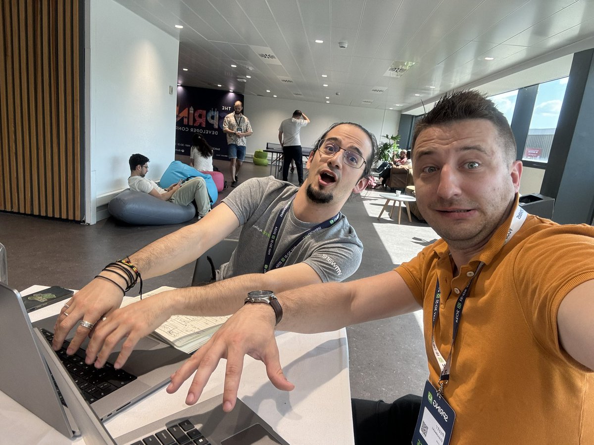 _piotrooo's tweet image. Pair programming with @kehrlann at #springio24 couldn’t have been better 👌 really appreciated your time 🫶