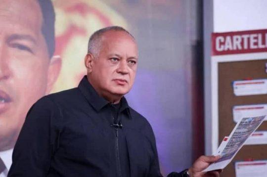 Diosdado Cabello alerta sobre plan desestabilizador de la derecha venezolana.
#SanctiSpíritusEnMarcha
@DirecSaludSsp
@AlexisLorente74 
@Barbara78904587 
@DeivyPrezMartn1
@FeansiscoQ
@EnfMINSAP
@DiazCanelB
#YoSigoAMiPresidente
#GenteQueSuma
#CubaPorLaVida