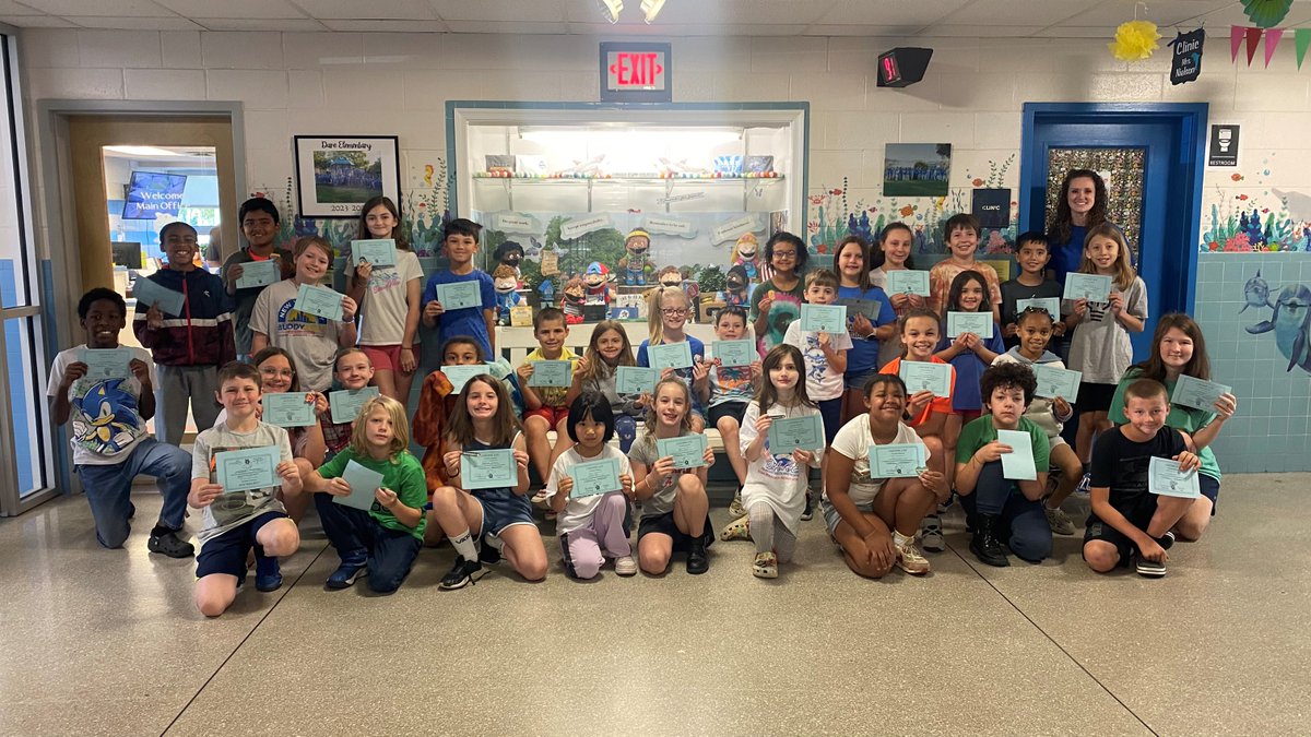 DES (@daredolphins) on Twitter photo Congratulations to our dolphins for making a splash! These students have been recognized by a staff member for being role models of positive behavior. We are so proud of them! #DareToDive #MakeASplash <a href="/LindsayNKidd/">Lindsay N. Kidd, Ph.D.</a> <a href="/linz_kurtz/">LinzKurtzAP</a> <a href="/ENoyesDES/">Emily Noyes</a> Congratulations to our dolphins for making a splash! These students have been recognized by a staff member for being role models of positive behavior. We are so proud of them! #DareToDive #MakeASplash <a href="/LindsayNKidd/">Lindsay N. Kidd, Ph.D.</a> <a href="/linz_kurtz/">LinzKurtzAP</a> <a href="/ENoyesDES/">Emily Noyes</a>