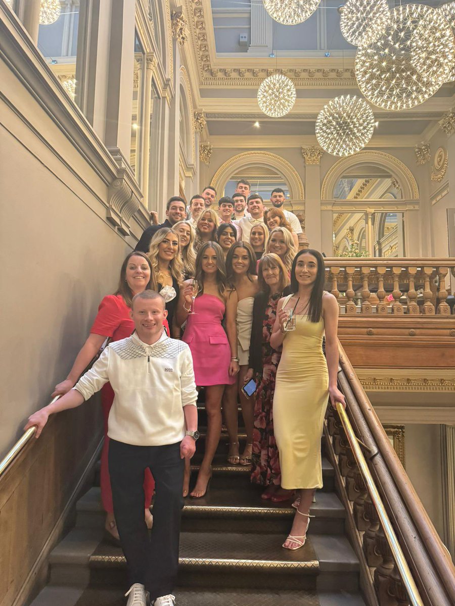 Final night with the best team ✨🩷!!

Special thanks to <a href="/Cara_Lamb1/">Cara Lamb</a> for all the support this year couldn’t have done it without you 🫶🏼. A year we will never forget! 

NQT year awaits 🥳…
