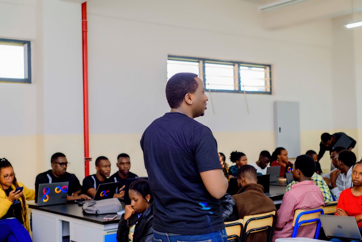 What a stunning bootcamp! We had an amazing day with IPRC Musanze's developers at the Motoko bootcamp. It was an overwhelming and inspiring experience! 🚀 #DeveloperCommunity 
#Motoko 
#IPRCMusanze 
#CodingBootcamp
@IPRCMusanze