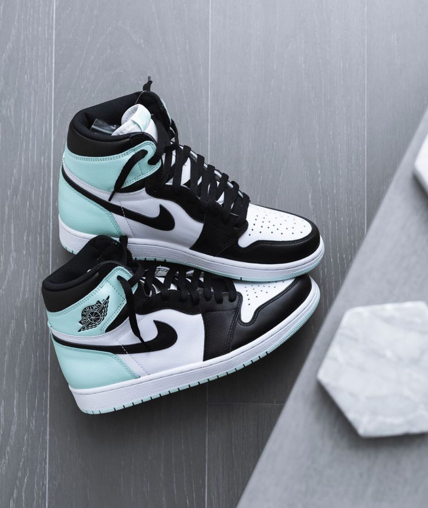 Jordan 1 iglo sale