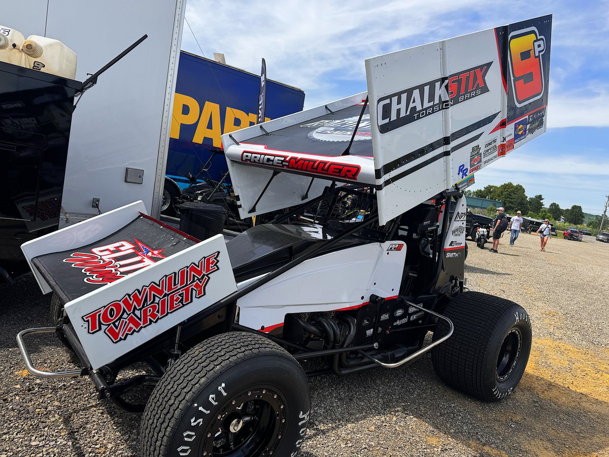 HighLimitRacing's tweet photo. Kokomo, Indianaโs @Parker_PM9 returns to his home state on a hot streak!
The #9P is on a run of five-straight top 10s with @Kubota_USA High Limit Racing entering tonight.
PPMโs best at @TheBurgSpeedway was a 16th-to-5th haul in 2018.
๐บ https://t.co/7835I72Bst (๐ฒ:๐ฏ๐ฌ๐ฒ๐) https://t.co/aveRVEHTJh