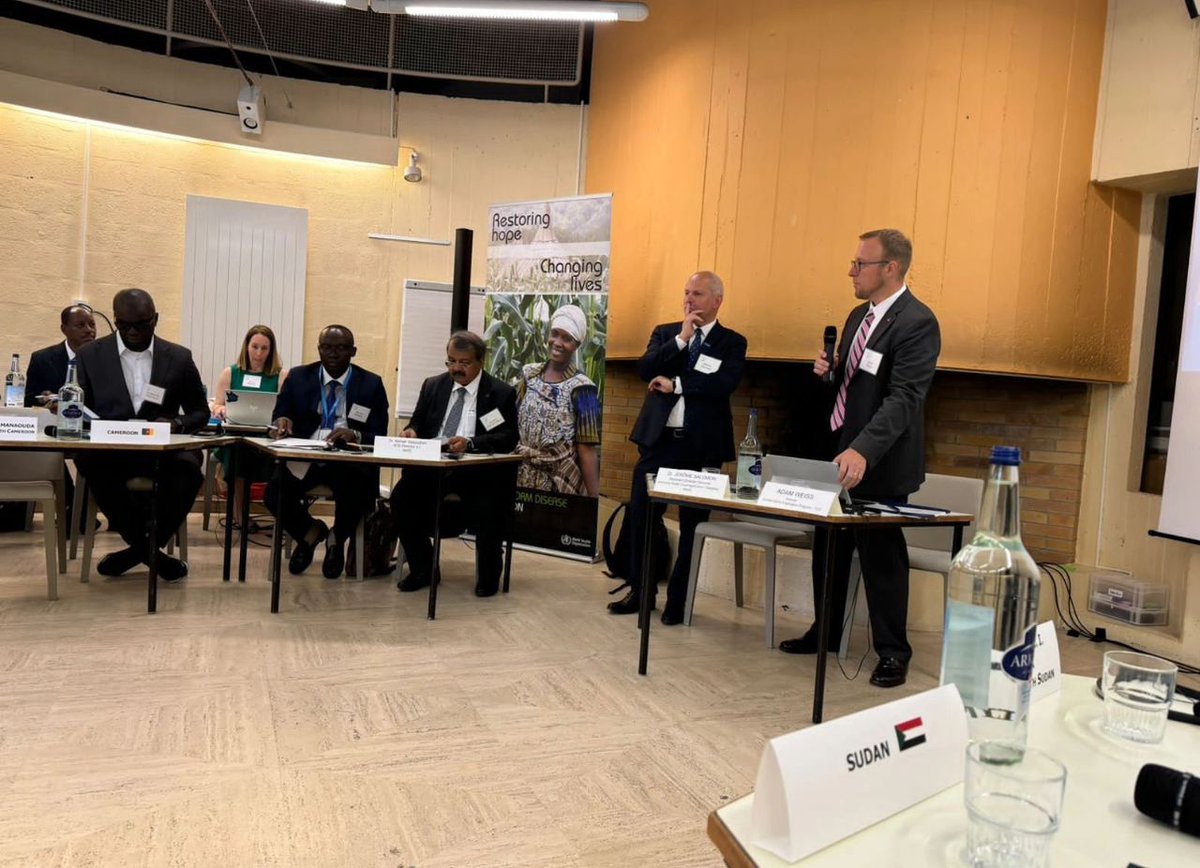 Great news from #SouthSudan at the #WorldHealthAssembly! 🇸🇸

Dr. Ader &amp; health officials reaffirmed their commitment to #EndGuineaWorm disease. 

Strong partnerships with WHO &amp; Carter Center are key! Let's eradicate this devastating disease together! 

#PublicHealth 🪱 #WHAD77