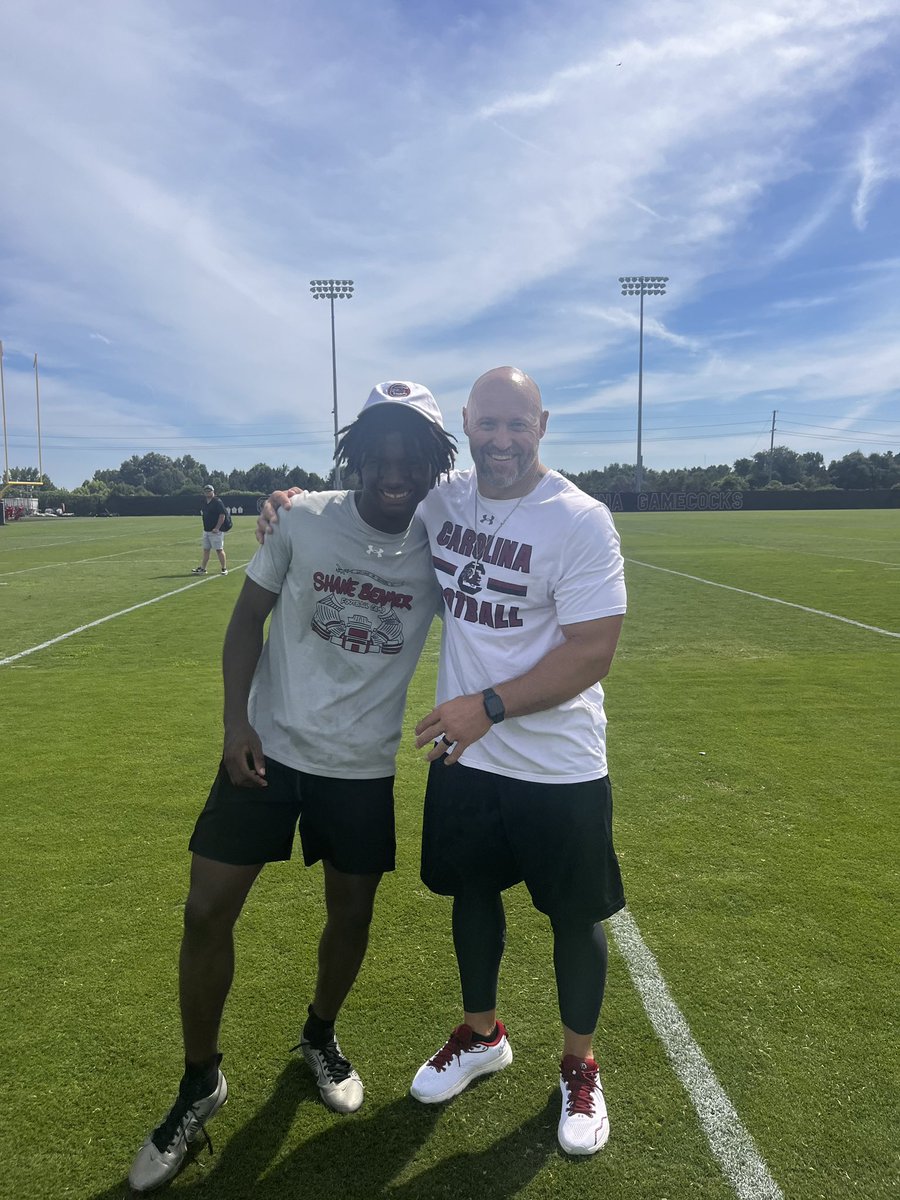 JaydenK0709's tweet photo. Had a great day overall at @GamecockFB camp.Ran a 4.3 in the 40yd dash.Learned a-lot from great coaches/players. First camp✅ https://t.co/sPNDG3SjBn