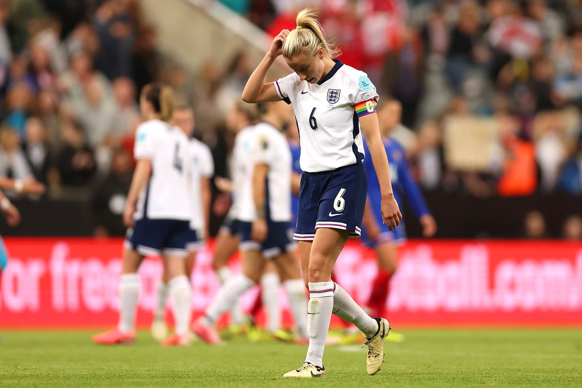 England lose their first European Championship Qualifying game since June 2000 🤕