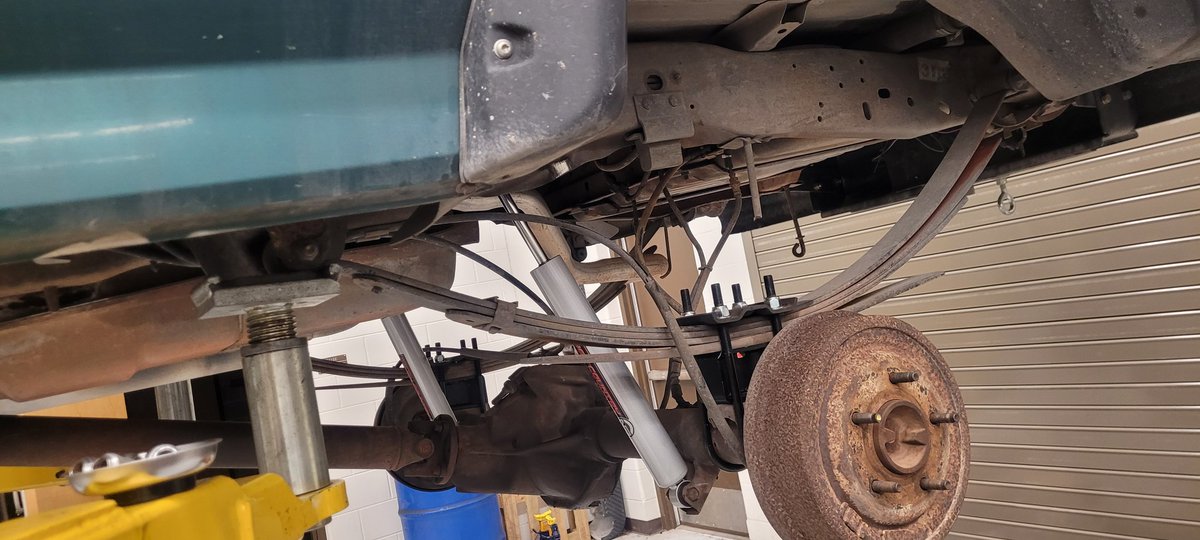 AutoHarlan's tweet image. Front & rear suspension back together... now just to get the new steering linkage installed.