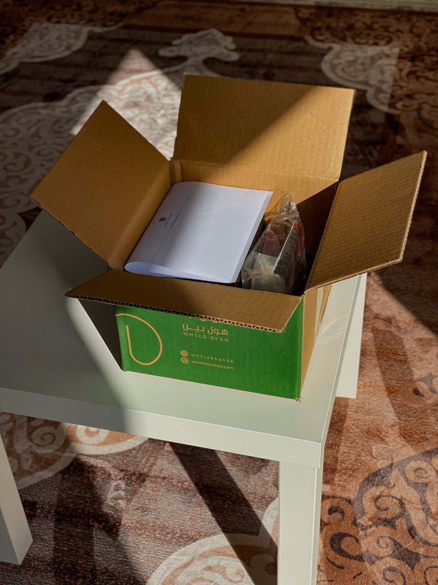 xe345's tweet photo. unboxing 📦
@wholebeansa https://t.co/fMIRTAU5NC