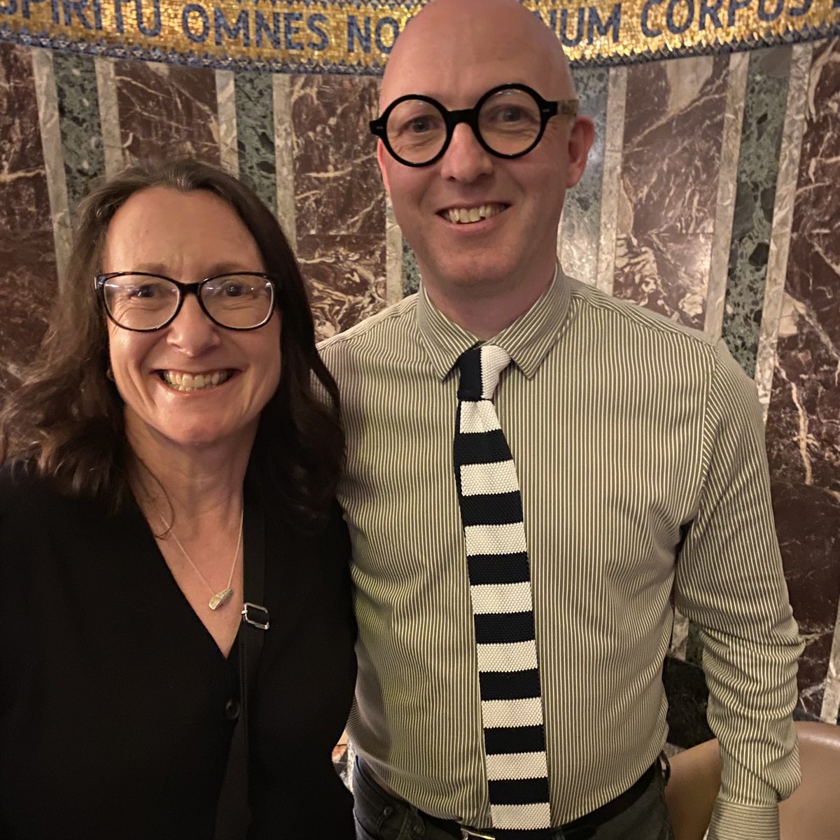 What a wonderful event in such a beautiful setting. LOVED hearing @MumblinDeafRo talk about #GhostMountain with David Collard & so amazing to meet Rónán in person. Thank you @IrishLitSoc @Fitzroviachapel 💙💙 #books #booktwt #BookTwitter