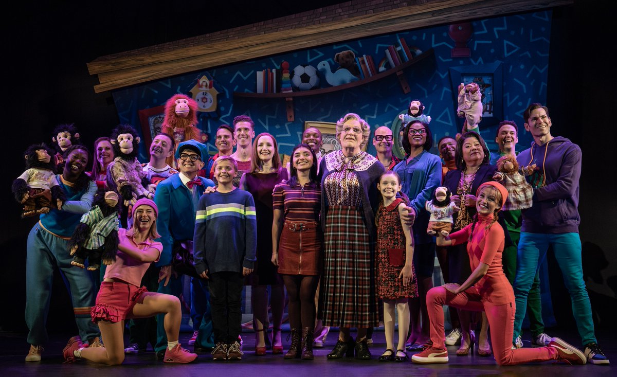 Five more chances to hang out with the Hillards! Come see us at Centennial Hall until Sunday!