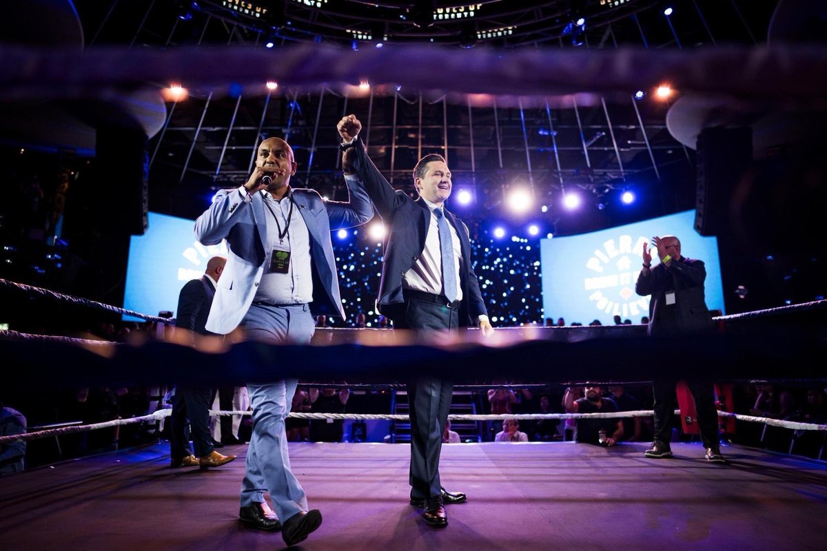 PierrePoilievre's tweet photo. Gloves up Toronto! 

Thanks to Canada's heroic first responders for putting on this great event last night that isn’t just a fun time, it raises money for charities that do amazing work in our communities. https://t.co/NVlvwNVj6i