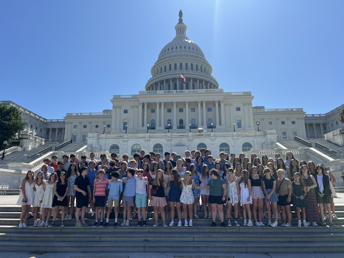 antoniojpepe's tweet photo. Capitol Tour! #LSDC24 https://t.co/NlkAQ0nXpr