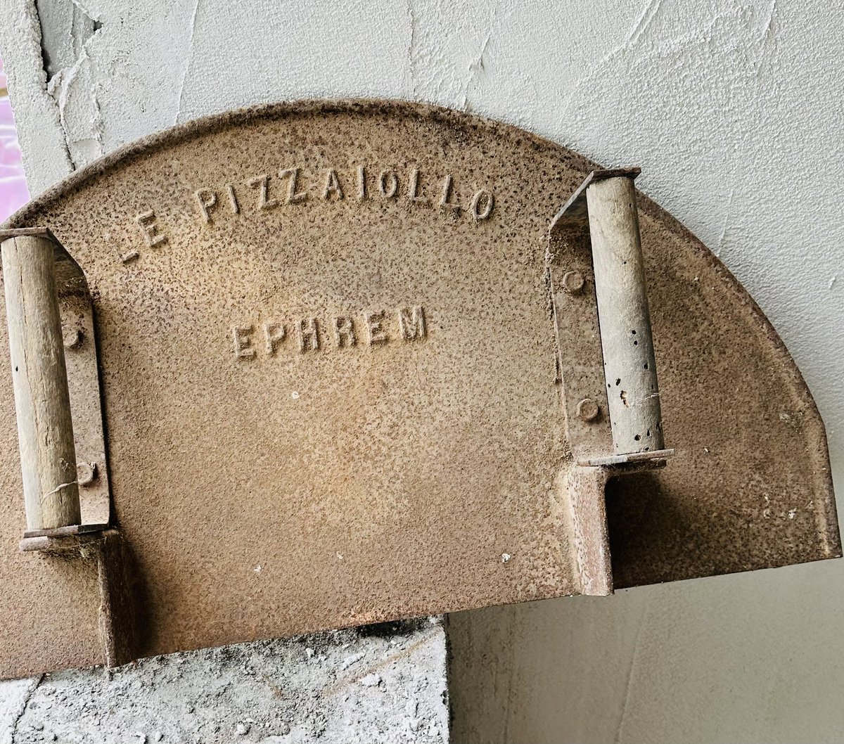 A thought for you Bro <a href="/elrokk/">EL ROKK 💎</a> 
I recently found this. It’s engraved on the plate of an old pizza oven 😊
