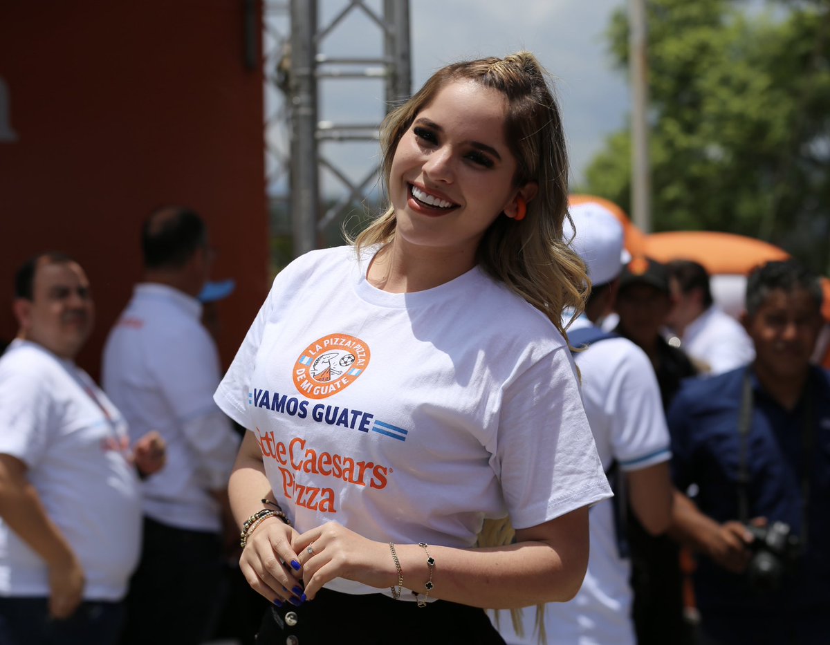 LITTLE CAESARS 🍕SE UNE A LA SELECCIÓN 🇬🇹

Little Caesars Guatemala se unió cómo patrocinador de las Selecciones guatemaltecas y dentro de las novedades estará la venta de pizza en el Estadio 🏟️ 

#VamosGuate