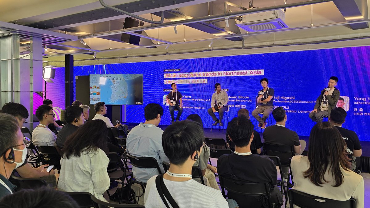 btcseoulcon's tweet photo. Stage full of attention 🔥
'Bitcoin ecosystem trends in Northeast Asia'

Moderated by @ecurrencyhodler 
Panel talk by @atomicBTC 
@Coin_and_Peace 
@yyforyongyu 
@BitcoinSeoulCon 
#BitcoinSeoul2024 https://t.co/SM4Q5sLpgd