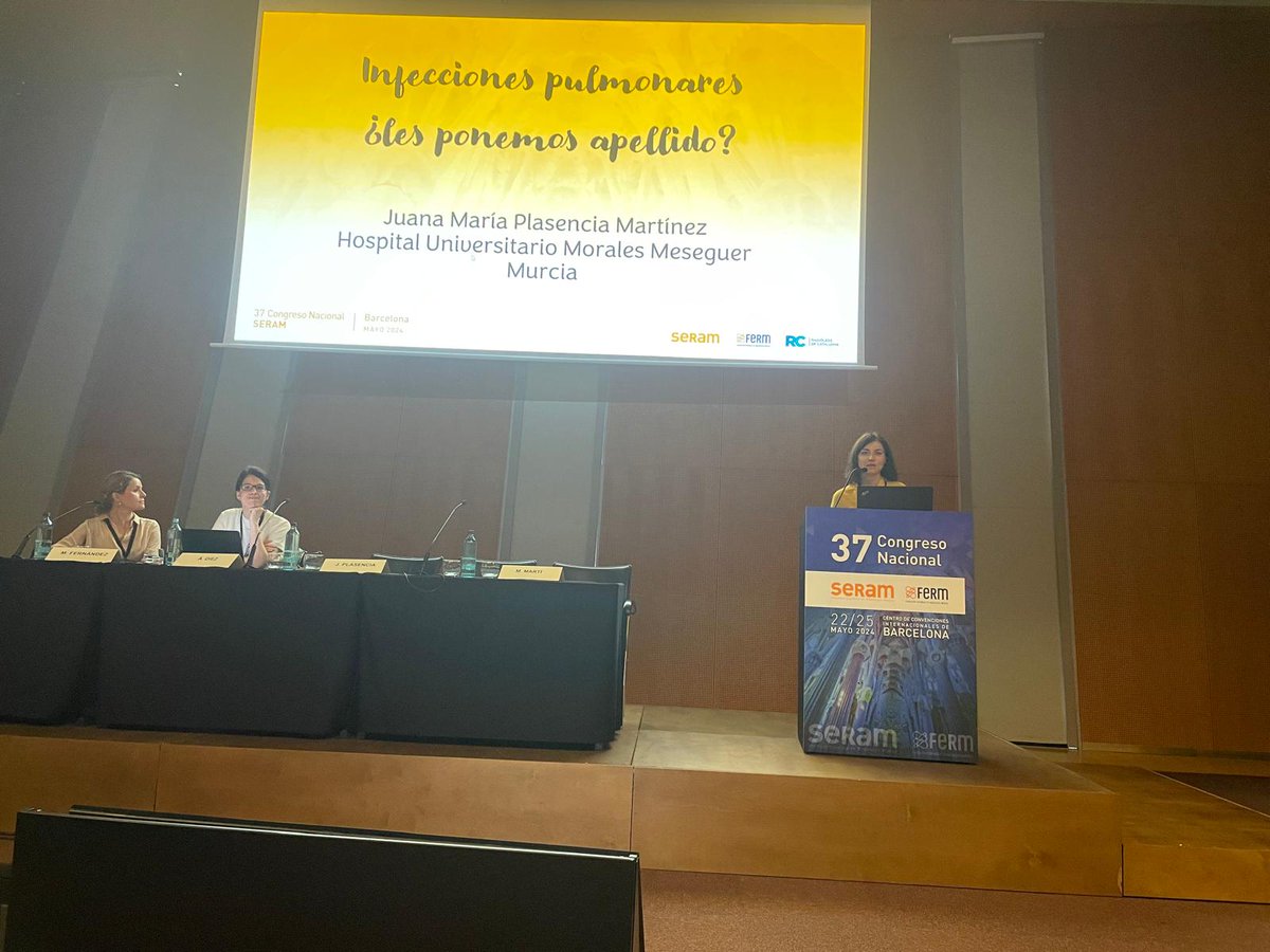 SERVICIO DE RADIOLOGÍA HOSPITAL MORALES MESEGUER (@serammea6salud) on Twitter photo <a href="/serammeA6SALUD/">SERVICIO DE RADIOLOGÍA HOSPITAL MORALES MESEGUER</a> en #seram2024.
Juana María Plasencia <a href="/JuanaPlasen/">Juana Mari</a> en las sesiones de radiología de urgencias y radiología cardiotoracica.
“Infecciones pulmonares en urgencias, ¿les ponemos apellido?”
“Conceptos básicos de la enfermedades intersticiales en TC de urgencias”. <a href="/serammeA6SALUD/">SERVICIO DE RADIOLOGÍA HOSPITAL MORALES MESEGUER</a> en #seram2024.
Juana María Plasencia <a href="/JuanaPlasen/">Juana Mari</a> en las sesiones de radiología de urgencias y radiología cardiotoracica.
“Infecciones pulmonares en urgencias, ¿les ponemos apellido?”
“Conceptos básicos de la enfermedades intersticiales en TC de urgencias”.