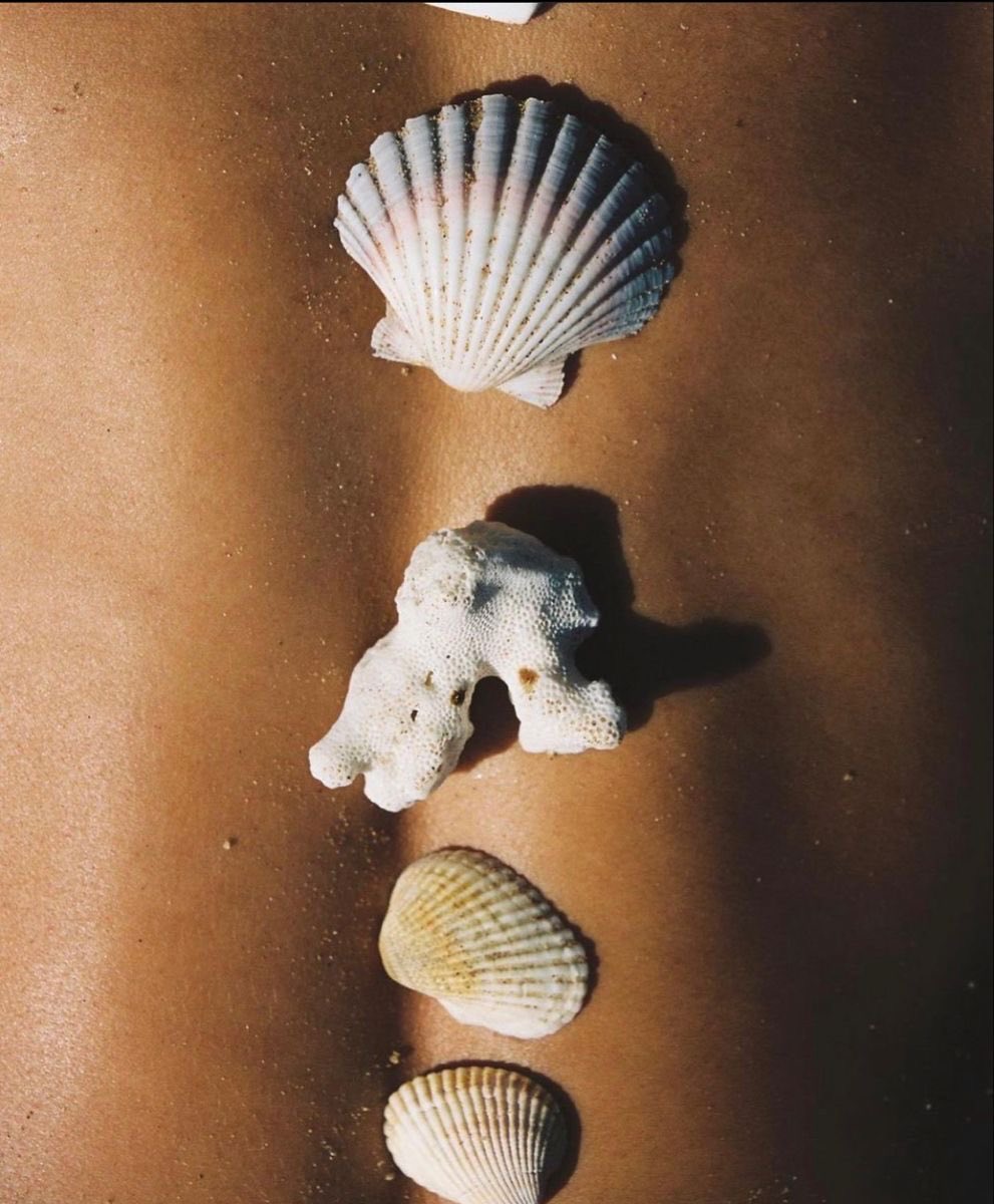 miujnk's tweet photo. sandals &amp; beaches https://t.co/oYRZAJhh2V