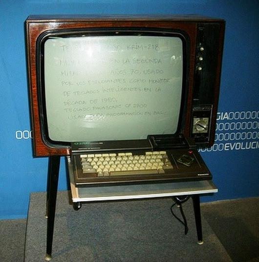 #EstampasDeMiCuba - Y todavía hay gente que dice sentir nostalgia por Cuba. ¿En serio? Hubo una época en que los cubanos, cansados de la televisión en blanco y negro, pintaron la pantalla de uno, dos o tres colores para creerse que estaban viendo algo diferente. No es