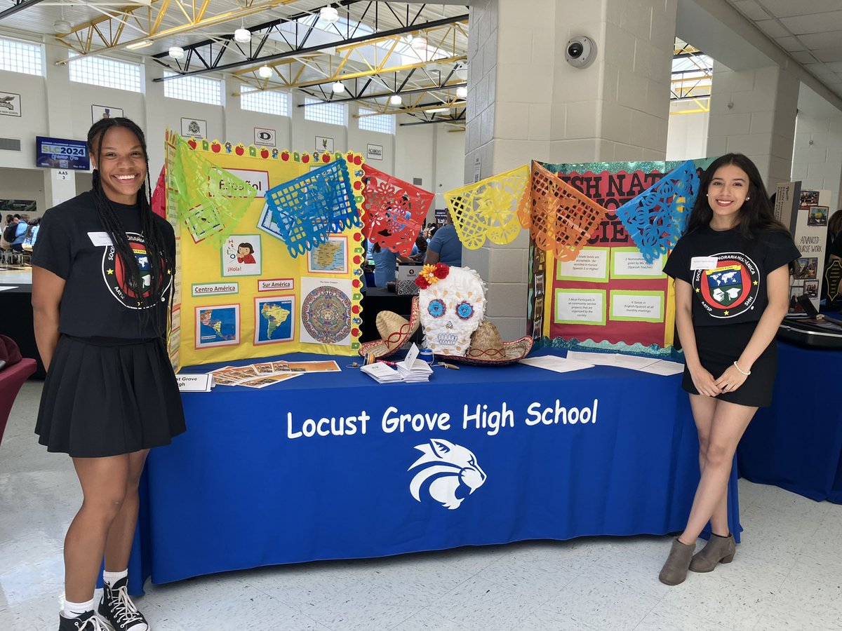 melissa13thomas's tweet photo. Super proud of our Locust Grove students representing @HenryCountyBOE #slc2024! They are showing off all of the outcomes they have seen as a direct result of opportunities and access in our Cluster! @LGMS_HCS @LGHS_HCS @UGE_HCS @LGE__HCS  #WildcatPRIDE https://t.co/Tiwz3mAbwZ