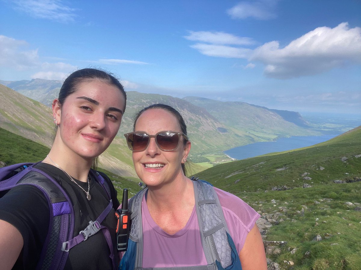 Day off work, day off from revision for daughter.. set off at 5am.. and conquered #Scarfellpike <a href="/lakedistrictnpa/">Lake District</a> 
Very cloudy at the top, but sun shone on way down. Pass me ice packs for my knackered knee😂