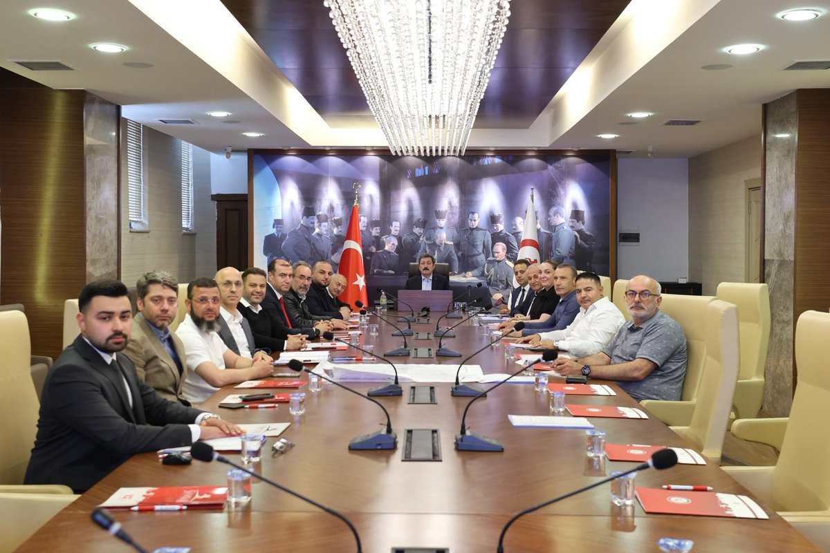 📍#Samsun Valiliği #Kavak #OSB Müteşebbis Heyeti Toplantısı ve Yönetim Kurulu Toplantısı; Valimiz Sayın @orhantavli_'nın başkanlığında gerçekleştirildi.