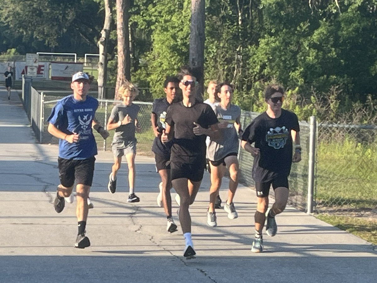 RRHSXCTEAM's tweet photo. Summer miles bring November smiles! Starting the summer off right! Great job by all!!! @rrhsknights @RRGirlsWts https://t.co/axFuXSU5w8