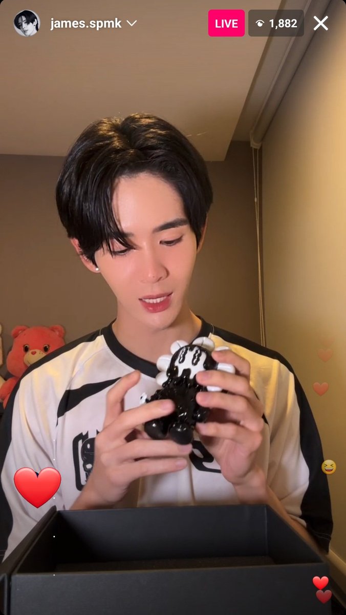 Thank you for showing us your first Art Toy 'Isolated Boy' bby @Jamessu_w 🤍
I can see you are so excited and happy 🤍
Congratulations for your first Art Toy and one of your dream come true 🎉🎉🎉
I'm so happy and proud of you bby 🥹🥹🥹
Good night and rest well 🤍🌼
Luv you 🤍