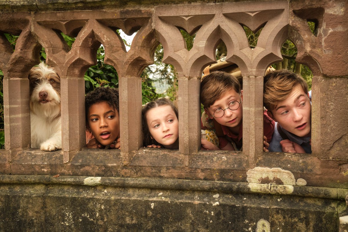 BBCStudiosUSPR's tweet image. 🔎 The Famous Five premieres today on @hulu 

The 6-part series, based on Enid Blyton's iconic children's novels, follows five daring young explorers as they encounter treacherous, action-packed adventures, remarkable mysteries, unparalleled danger and astounding secrets.