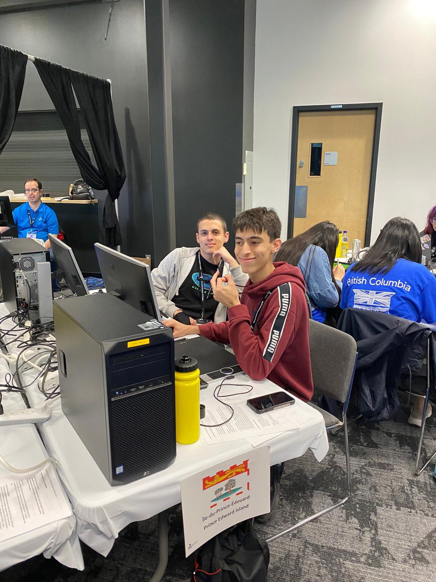 Day two of competition and two of our bobcats are in the zone for 2D animation. <a href="/GoBobcatsGo/">Bluefield Bobcats</a> #GoBobcatsGo