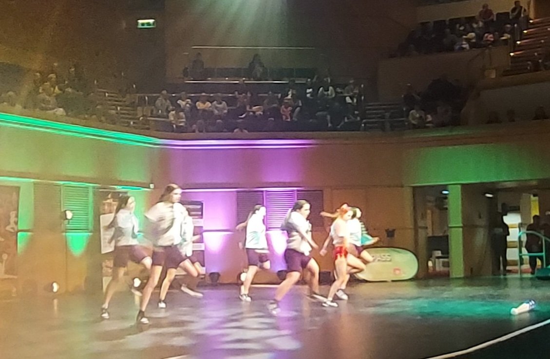 Kenny McAdam (@asgbannerman) on Twitter photo <a href="/castlemilk_high/">castlemilk_high</a>
#CastlemilkHighSeniors
Showing attitude energy & lots of style 👏👏
<a href="/CityofdanceKH/">City of Dance</a>
#cityofdancefinals
<a href="/PEPASSGlasgow/">PEPASS Glasgow</a> <a href="/castlemilk_high/">castlemilk_high</a>
#CastlemilkHighSeniors
Showing attitude energy & lots of style 👏👏
<a href="/CityofdanceKH/">City of Dance</a>
#cityofdancefinals
<a href="/PEPASSGlasgow/">PEPASS Glasgow</a>