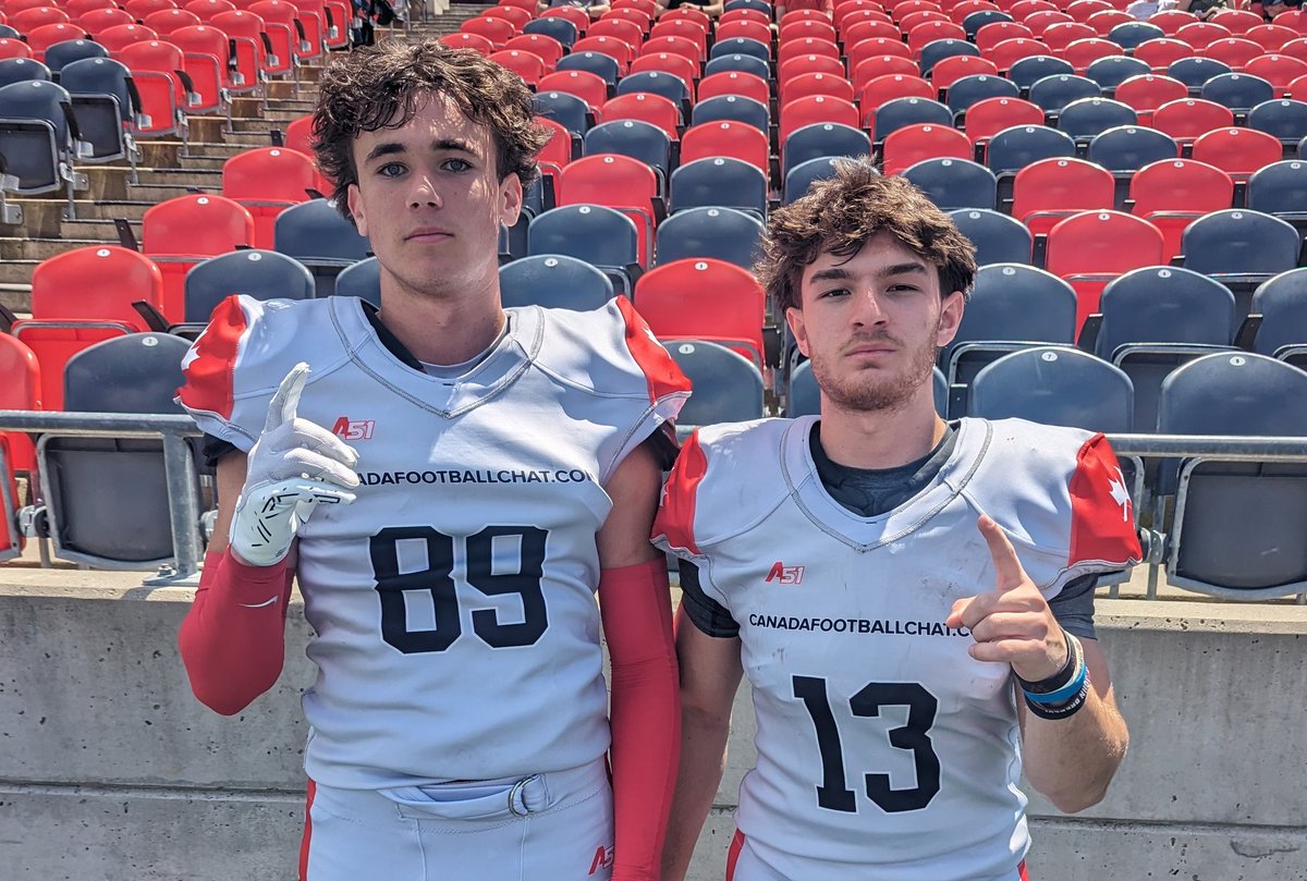 CanadaFootballChat (@chatfootball) on Twitter photo #CFCPROSPECTGAME 🍁
Gameday | 3rd Quarter
QB <a href="/RoganVergata/">Rogan Vergata</a> finds WR <a href="/LiamSaumure/">Liam Saumure</a> for a 30 yard touchdown pass and #TeamStegall extends their lead to 22-6 early in the third quarter 🚨
REGISTER NOW for the CFC Tryout and Combine Tour in July and August for your chance to play #CFCPROSPECTGAME 🍁
Gameday | 3rd Quarter
QB <a href="/RoganVergata/">Rogan Vergata</a> finds WR <a href="/LiamSaumure/">Liam Saumure</a> for a 30 yard touchdown pass and #TeamStegall extends their lead to 22-6 early in the third quarter 🚨
REGISTER NOW for the CFC Tryout and Combine Tour in July and August for your chance to play